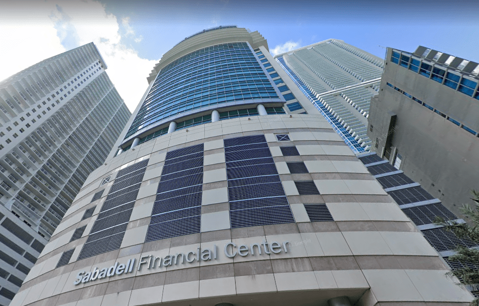 4,000 SF office lease at 1111 Brickell Bay Drive, 29th floor